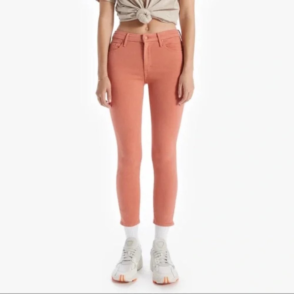 MOTHER The High Waisted Looker Crop, Peach Knockout, Size 27